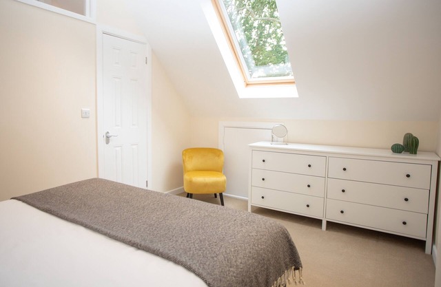Quiet countryside family friendly home, Five Ashes