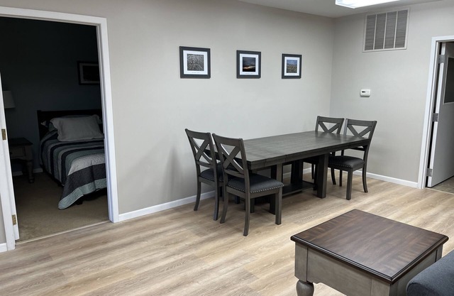 Quiet cozy 3 bedroom country cottage in rural farm community. Pet friendly.