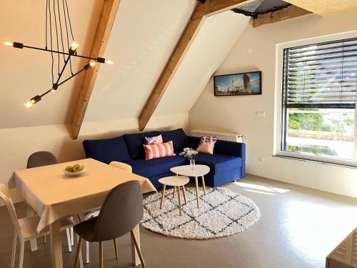 quiet & cozy Apartment near airport BER, free Wifi & parking #rechts