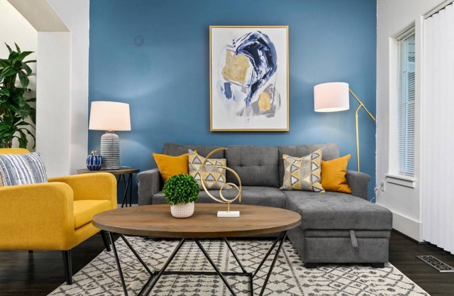 Quiet Cozy Beaverton Townhome Near Intel Nike and Park