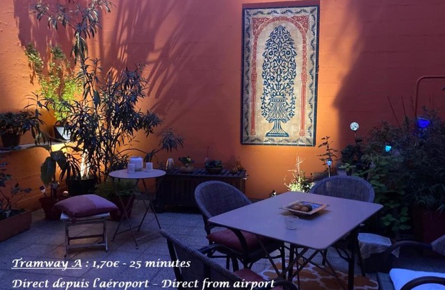 quiet duplex house downtown Bordeaux
