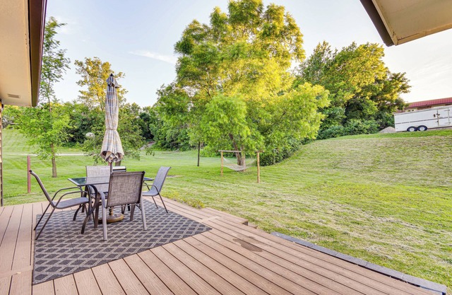 Quiet Jefferson City Retreat - Walk to McKay Park!