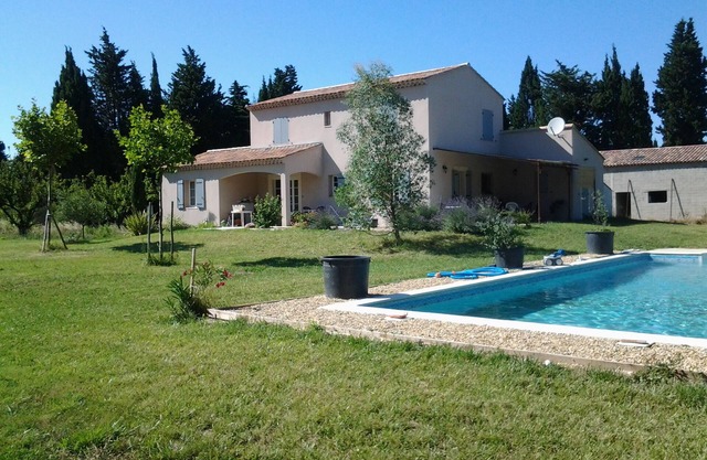 quiet large comfortable house with large swimming pool 12x5