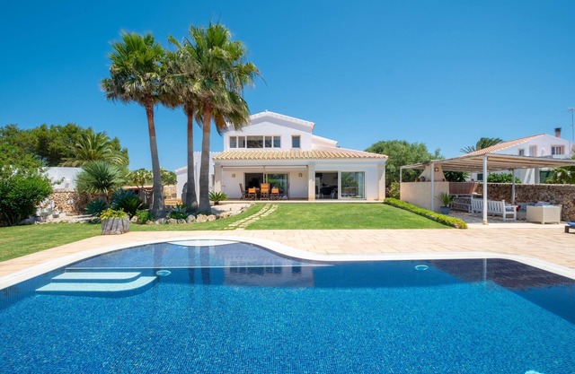 Quiet location with pool - Casa Abatzer