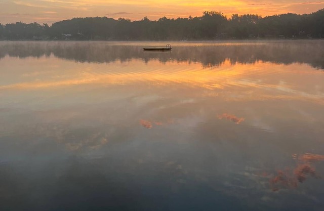 Quiet Seclusion On Lake Lavine, near Pokagon State Park and golf courses