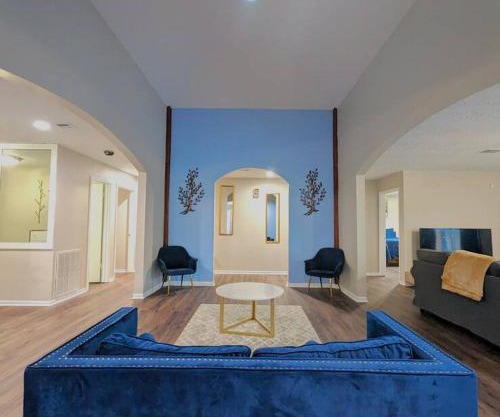 Quiet, Spacious, Pet-Friendly