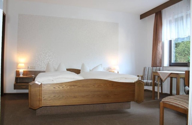 Quite double rooms with breakfast