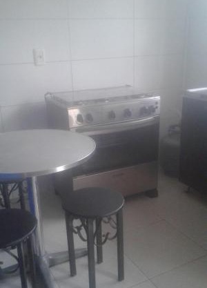 Quitinete praia Pinheira 1