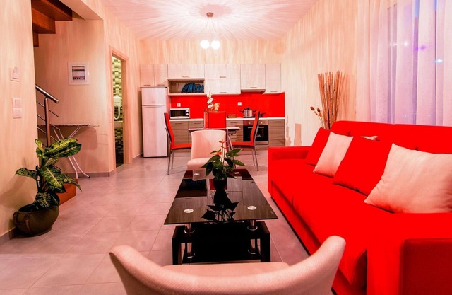 R 1311 Villa with Private Pool