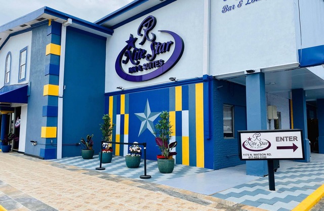 R Nite Star Inn & Suite