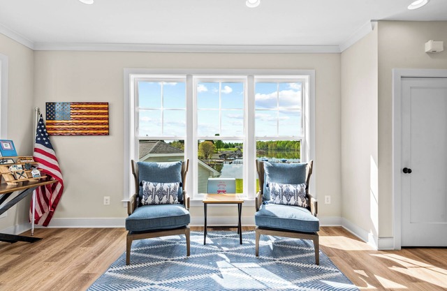 R&R Lake Anna is where it's at! Waterfront , water trampoline & more!