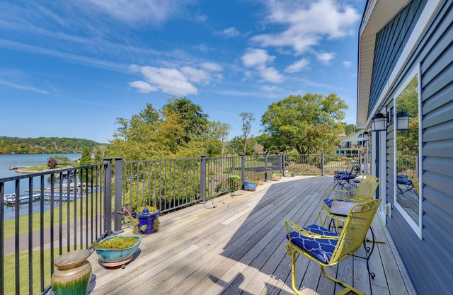 Radford Home w/Wraparound Deck!