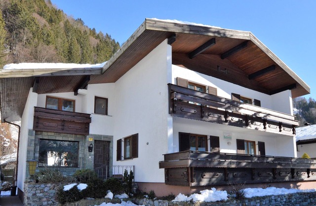 Radiant Holiday Home in Gantschier with Terrace