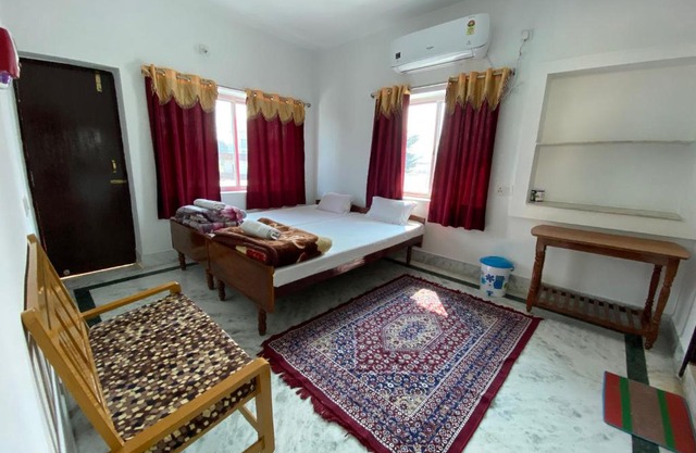 Rahul Guest House