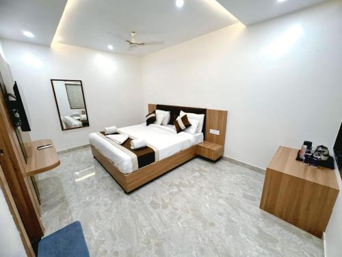 Ram Sevak Hotel By Nandan