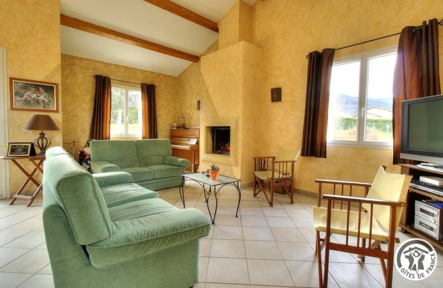 Rampôts Vacances - MONSOLS /DEUX-GROSNES