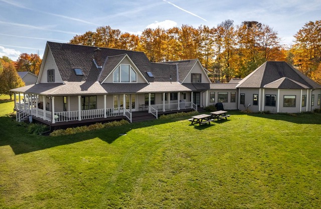 Ranch living with breathtaking mountain views