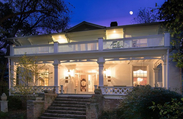 Rankin House Inn, Aunt Betsy's Room