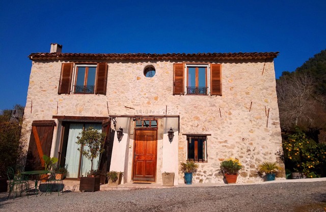 RARE PROVENTIAL HOUSE next to NIZZA VILLEFRANCHE Garden SwimBad Beaches