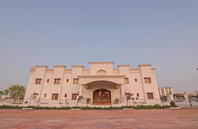 Ratna Vilas Palace