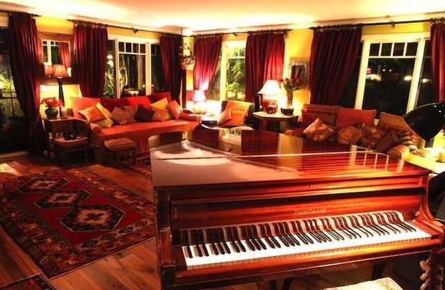 Rawson Retreat Luxury Country House