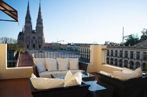 Real Hotel Luján