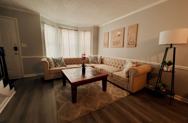 Recently Renovated Two-story Condo!