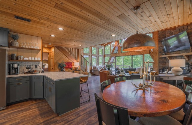 Red Fox Lodge by Innsbrook Vacations!