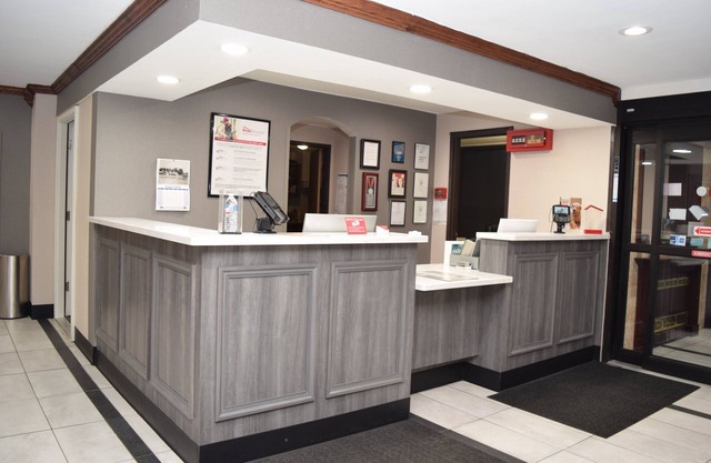 Red Roof Inn Batavia