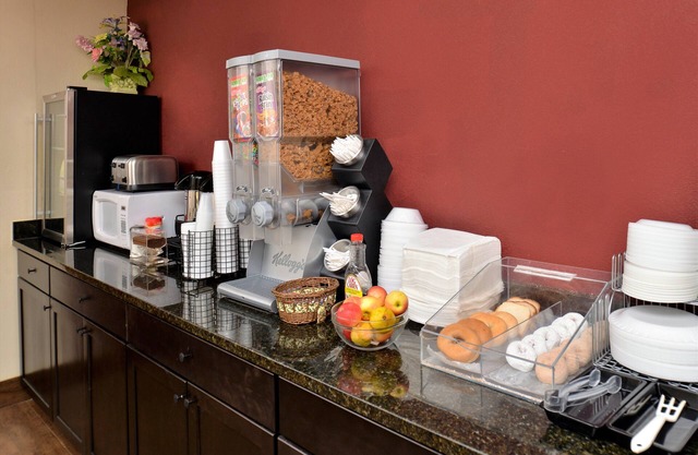 Red Roof Inn Cartersville–Emerson/LakePoint North