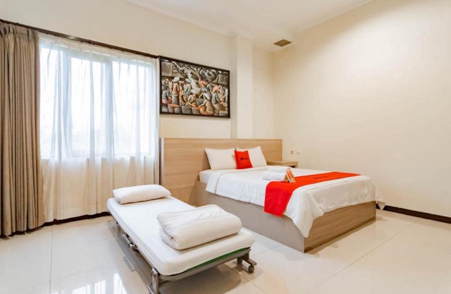 RedDoorz near Lembang Park & Zoo 2