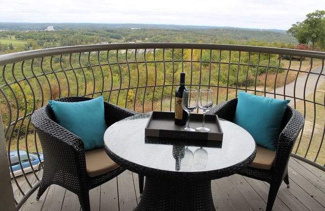 Regalia Hotel & Conference Center