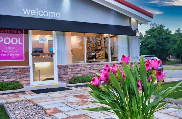 Regency Inn