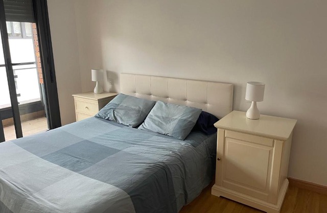 Relájate en Ramales de la Victoria, apartamento con piscina y parking