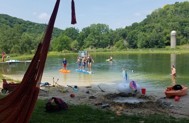 Relax Amidst Nature On Clear Creek
