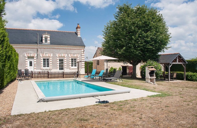 Relax and unwind in "The Garden of France" in our 4-bedroomed house near Saumur