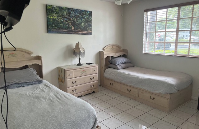 Relax and Unwind in This Charming Pompano Beach Condo, 2BR/2BR