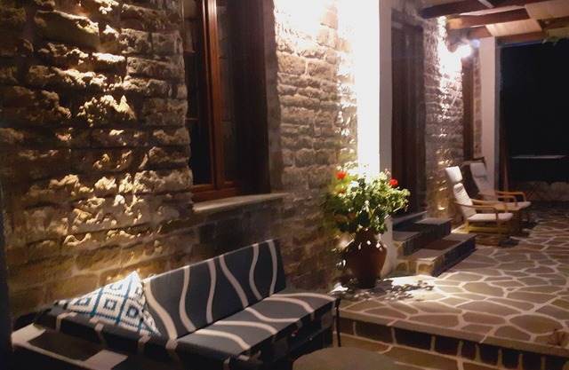 Relax Holistic House - Feel at Home Away From Home!