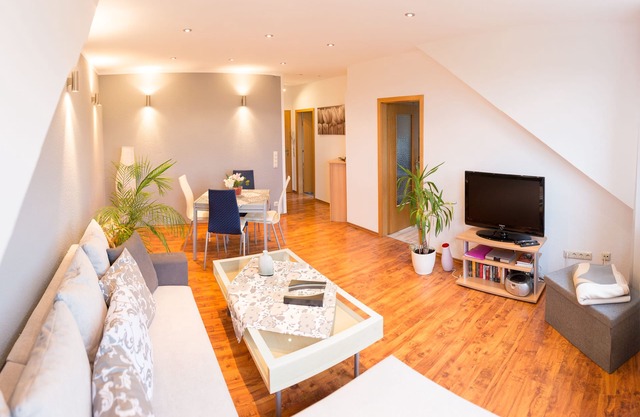 Relaxation in the vineyards - Ferienwohnung Isinger
