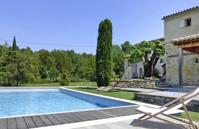 Relaxing Home Near Pool in Malaucène