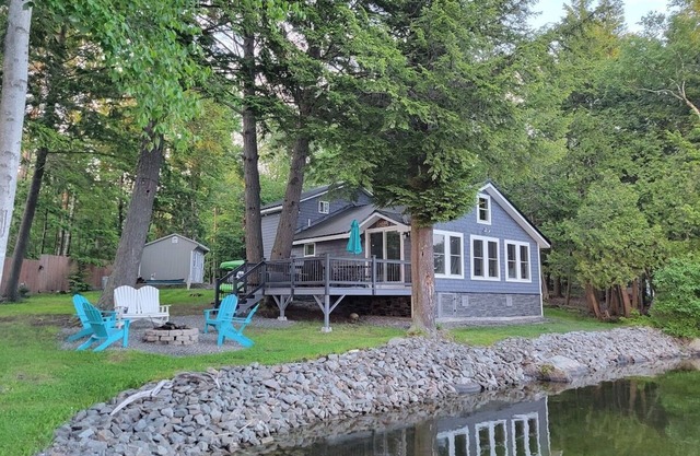Relaxing lake side getaway Sebasticook Lake, Maine