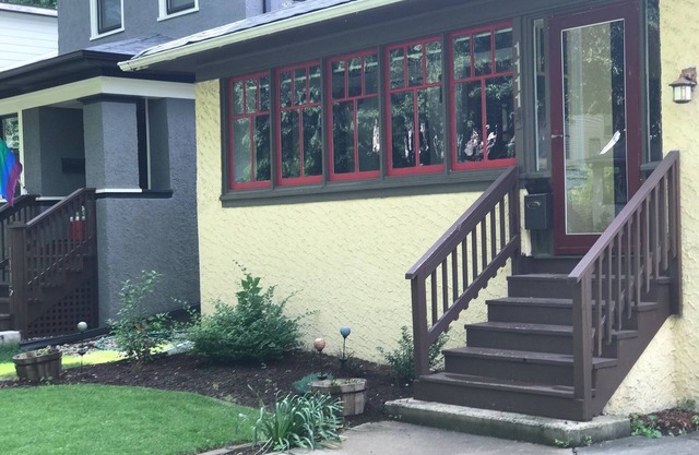 Relaxing Oak Park Home