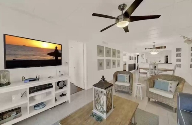 Relaxing Ocean front condo