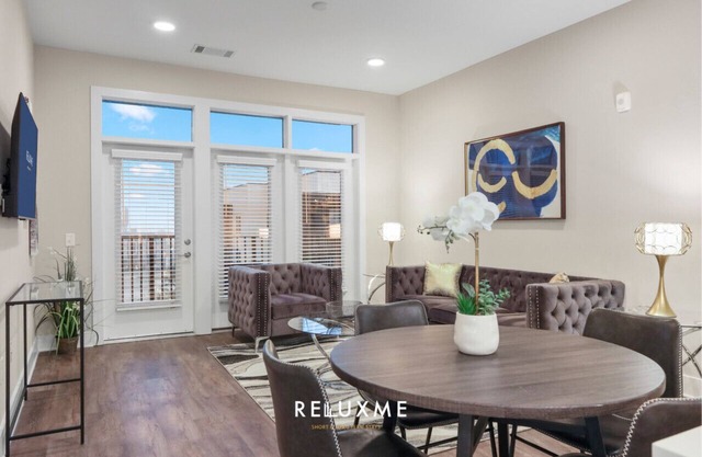 Reluxme | 2BR Condo in Center City w/Spa Access