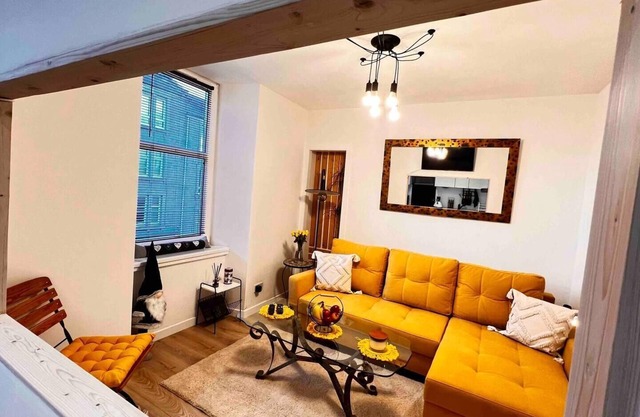 Remarkable 1-Bed Apartment in Dundee