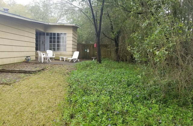 Remotely Hosted - 3Bedroom 3Bath Executive House suitable for Adult Travelers