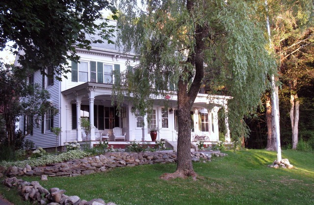 Renovated 1854 Sea Captain's House w/Harbor Views in Deer Isle Village