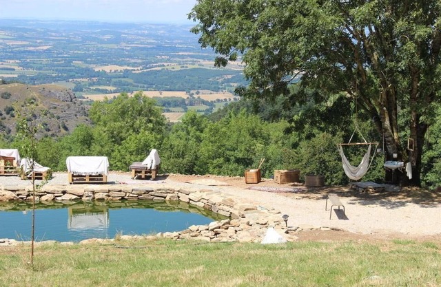 Renovated barn, 2 LOFTS of 120 m2 + Terrace + Natural Basin