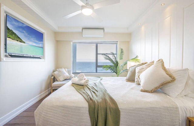 Renovated Beachside View 2BR Apartment *Parking/Pool*