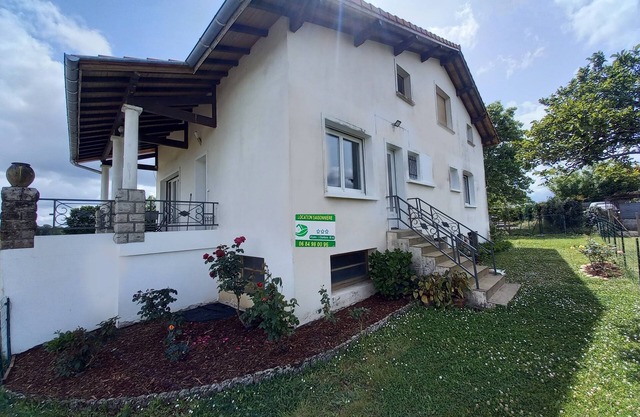 Renovated house in the center of Saint Vincent de Paul (Landes)
